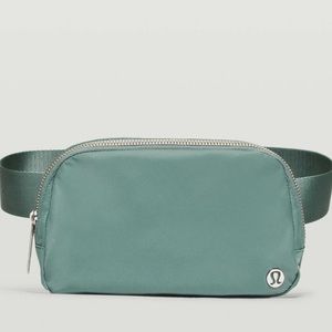 NWT Lululemon Everywhere Belt Bag Tidewater Teal